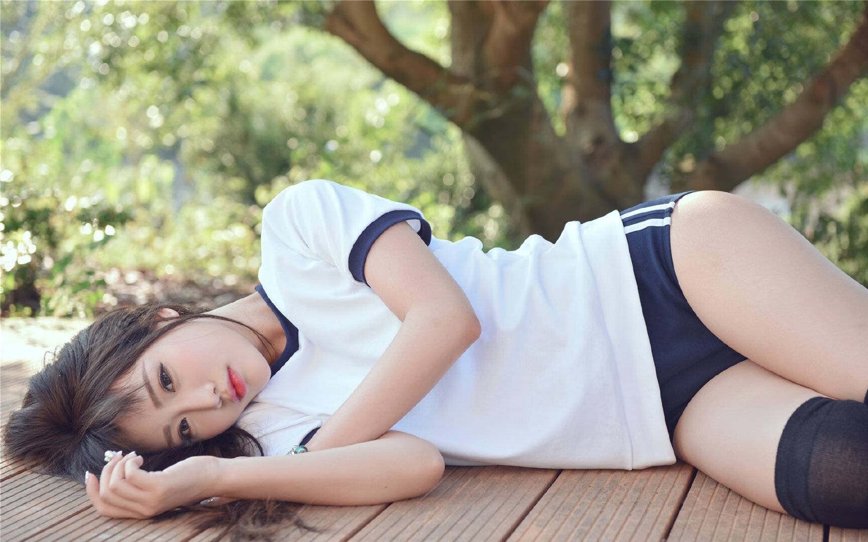 混合泳赛事朝鲜团队配合默契,混合泳中国