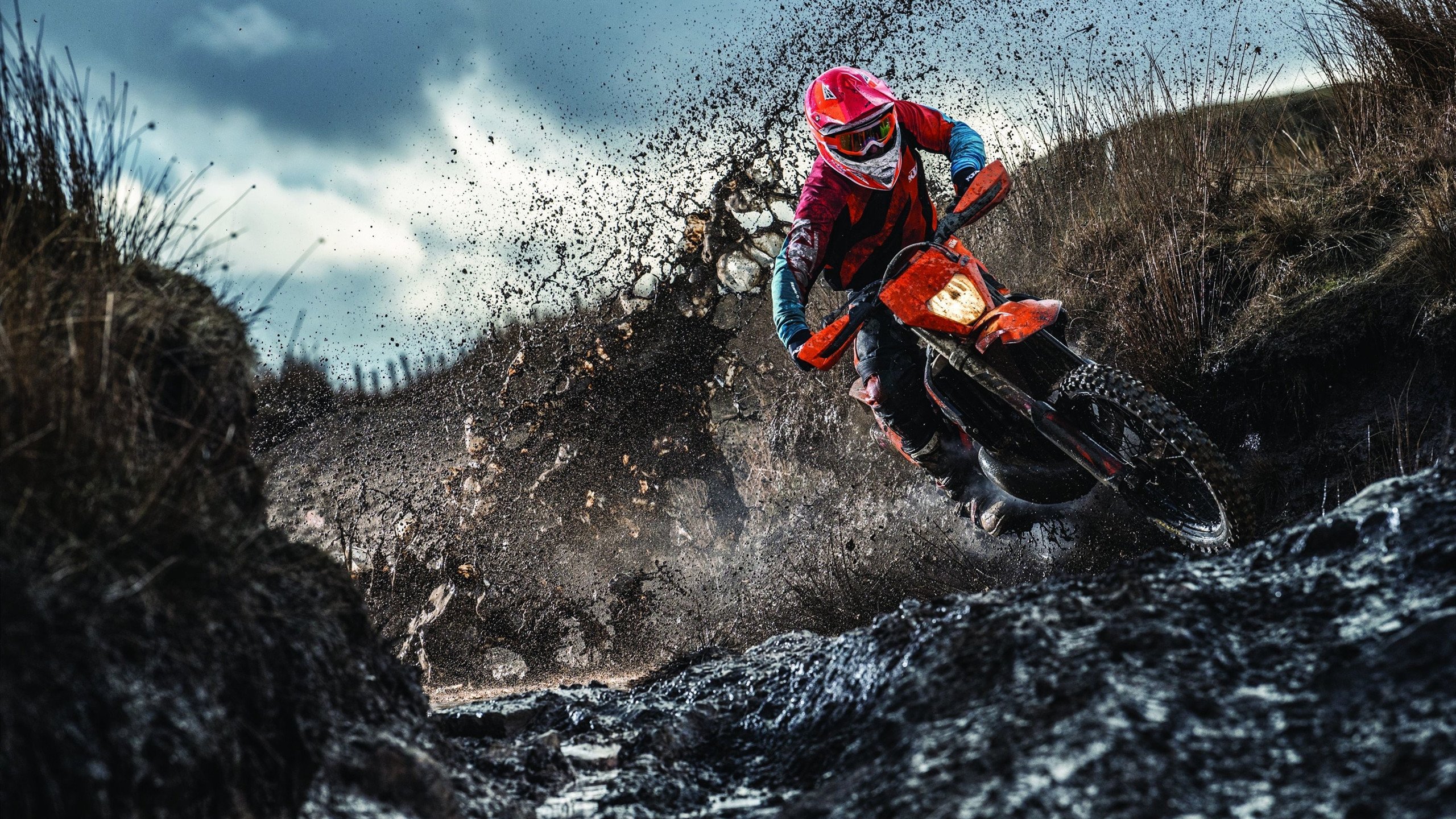 特斯·冯·迪克:每次传球都精确到位,南非队进攻效率大大提高,冯 斯特拉客